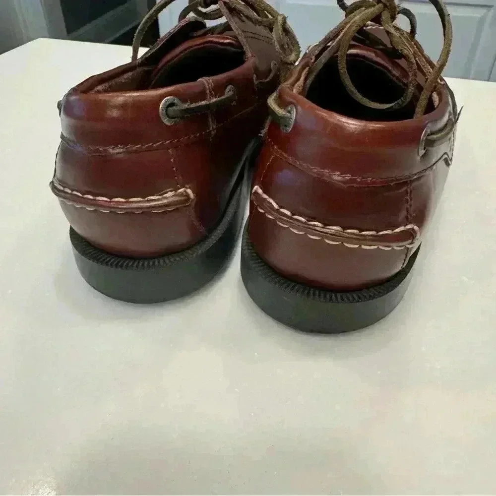 Dockers men’s brown leather lace up shoes size 9 excellent condition